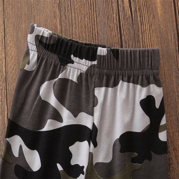 BOYS 2 PIECE CHRISTMAS MATCHING OUTFIT - Picture 5 of 7